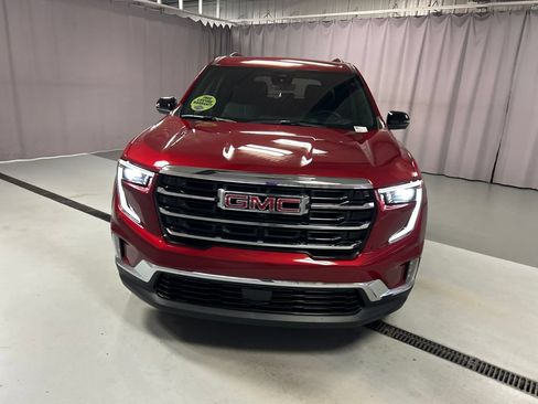 New 2026 GMC Acadia Elevation w/ Elevation Premium Package AWD/4WD image 2