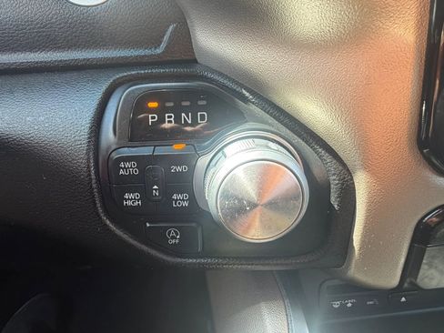 Used 2019 RAM 1500 Laramie image 24