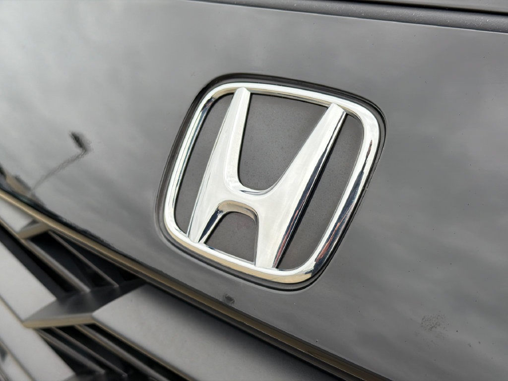Used 2025 Honda HR-V Sport image 14