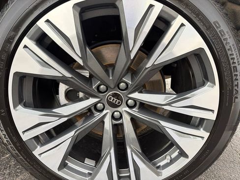 Used 2024 Audi Q8 Premium Plus AWD/4WD image 54