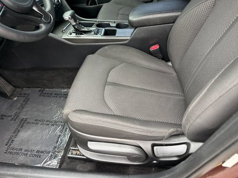 Used 2018 Kia Optima LX FWD image 18