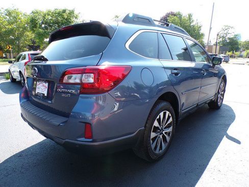 Used 2017 Subaru Outback 3.6R Limited AWD/4WD image 8