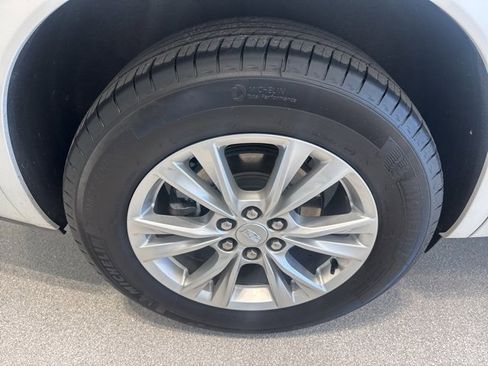 Used 2025 Cadillac XT6 Luxury image 7