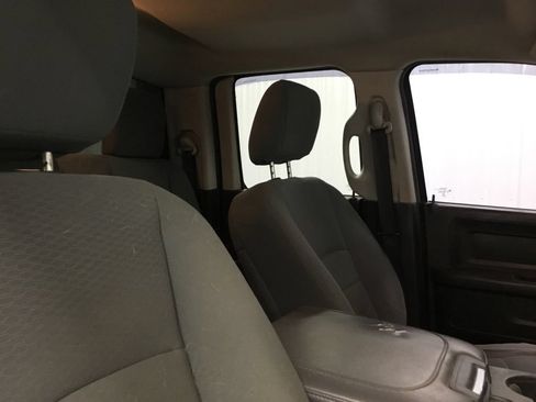 Used 2013 RAM 1500 Express AWD/4WD image 16