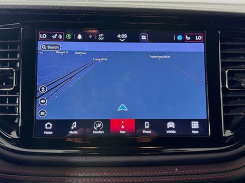 Used 2025 Dodge Durango GT image 16