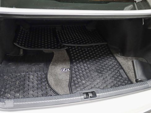 Used 2022 Lexus IS 350 F Sport image 37