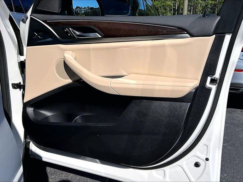 Certified 2023 BMW X3 sDrive30i w/ Premium Package image 22