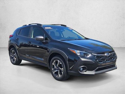 Used 2024 Subaru Crosstrek 2.0i Premium AWD/4WD image 3