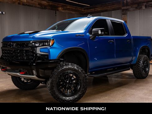 Used 2023 Chevrolet Silverado 1500 ZR2 w/ Technology Package image 4