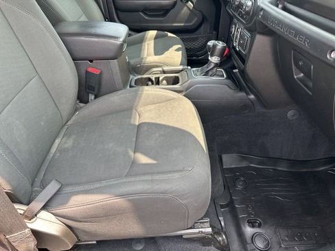Used 2020 Jeep Wrangler Unlimited Sport S image 16