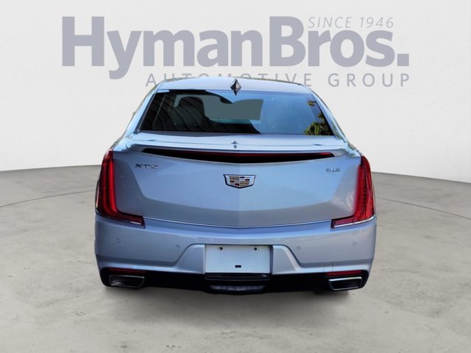 Used 2018 Cadillac XTS Luxury FWD image 4