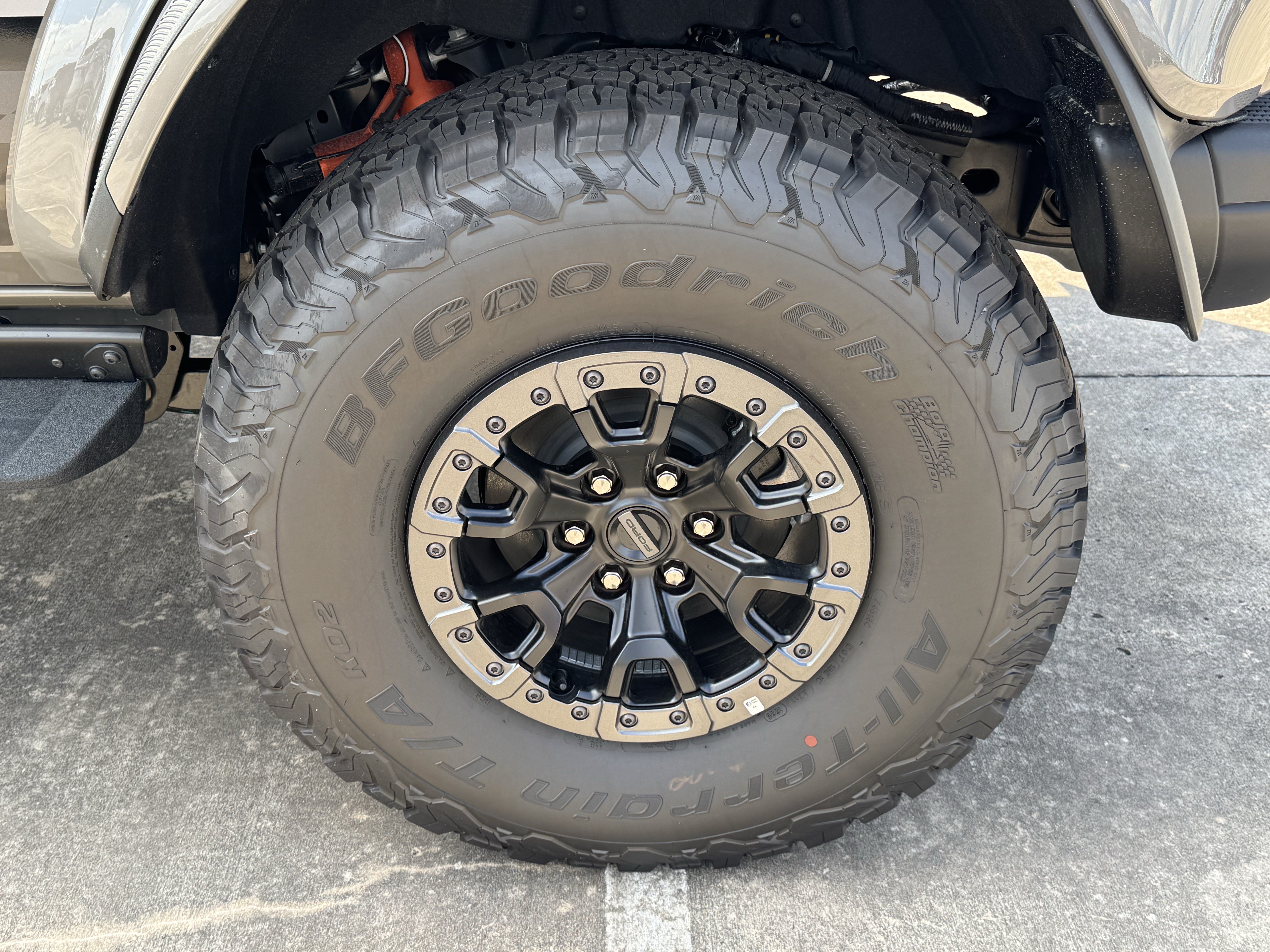 New 2026 Ford Bronco Raptor AWD/4WD image 21