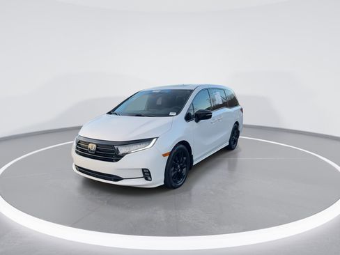 Used 2024 Honda Odyssey Sport image 5