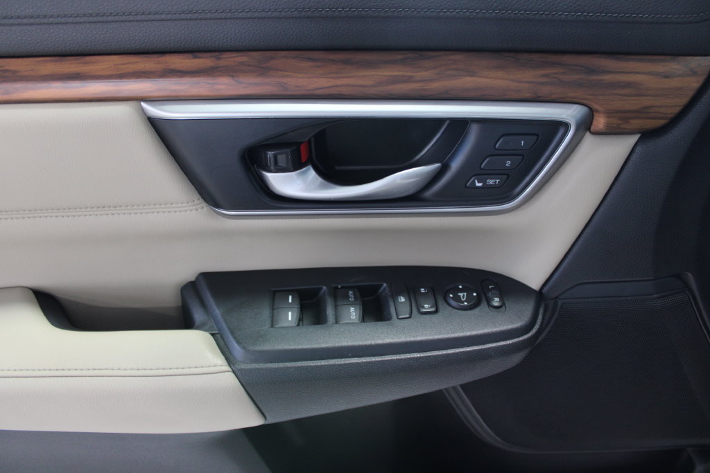 Used 2022 Honda CR-V Touring image 7