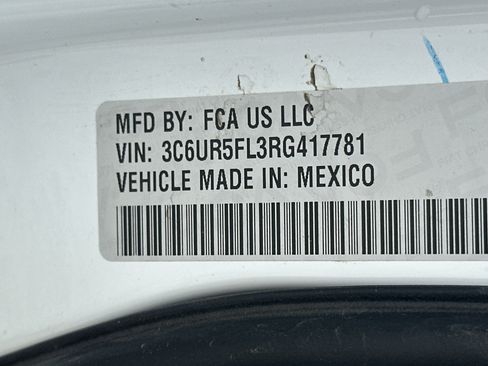 Used 2024 RAM 2500 Laramie w/ Safety Group AWD/4WD image 27