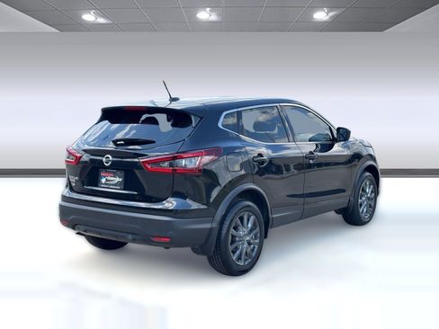 Used 2022 Nissan Rogue Sport S FWD image 9