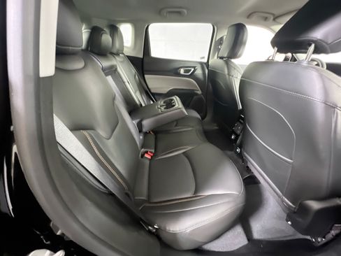 Used 2022 Jeep Compass Limited AWD/4WD image 24