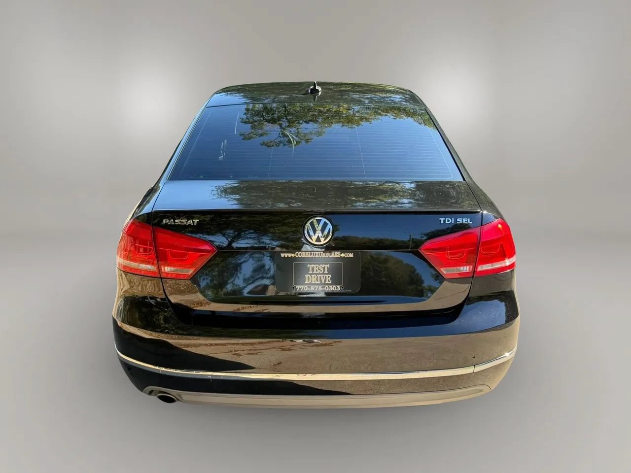 Used 2013 Volkswagen Passat TDI SEL Premium FWD image 10