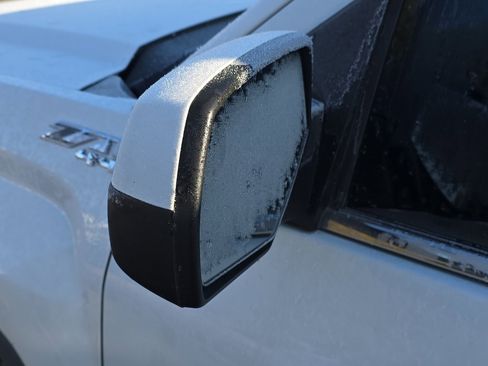 Used 2017 GMC Sierra 1500 SLE w/ Suspension Package, Off-Road image 7