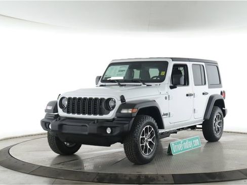 New 2026 Jeep Wrangler Unlimited Sport AWD/4WD image 10