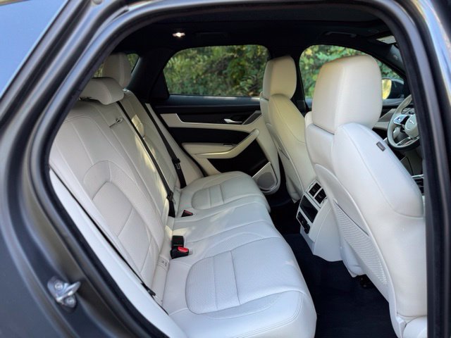 New 2026 Jaguar F-PACE R-Dynamic S AWD/4WD image 17