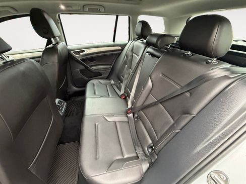 Used 2015 Volkswagen Golf TDI SE FWD image 14