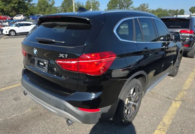 Used 2017 BMW X1 xDrive28i AWD/4WD image 2