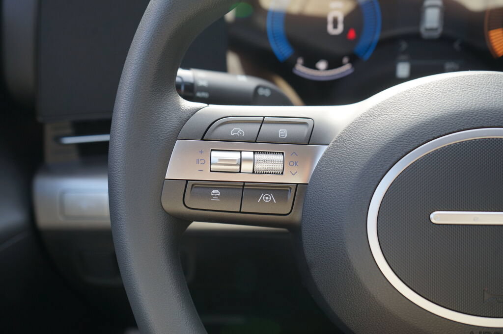 New 2027 Hyundai Kona SE AWD/4WD image 22