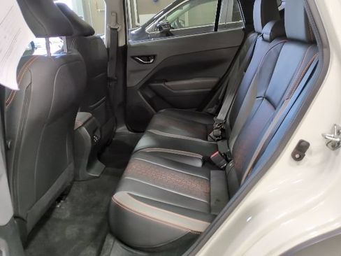 Used 2024 Subaru Crosstrek 2.5i Limited AWD/4WD image 16
