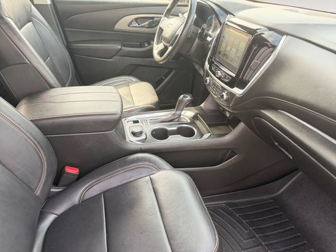 Used 2019 Chevrolet Traverse LT AWD/4WD image 8