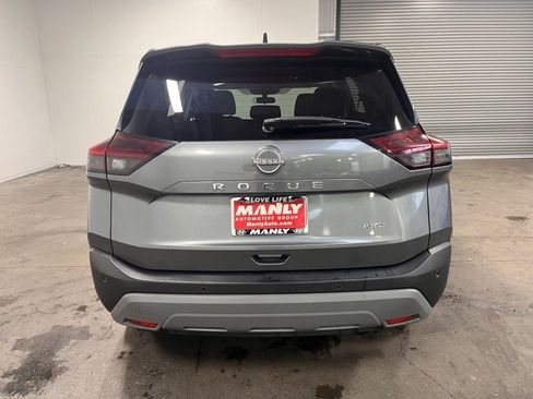 Used 2023 Nissan Rogue S image 4