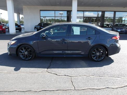 Used 2024 Toyota Corolla SE w/ SE Package AWD/4WD image 2