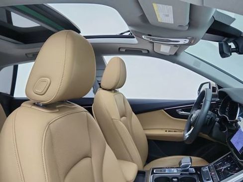 Used 2023 Audi Q8 Premium Plus w/ Premium Plus Package image 21