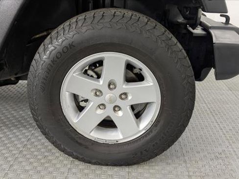 Used 2017 Jeep Wrangler Unlimited Sport w/ Quick Order Package 24S image 31