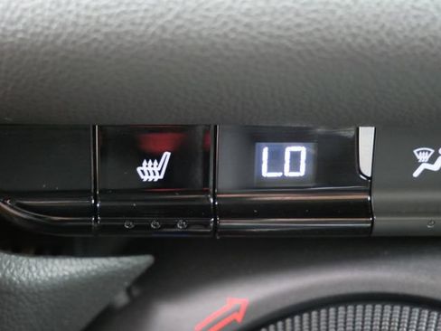 Used 2020 Chevrolet Blazer LT AWD/4WD image 23