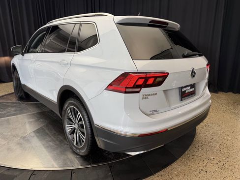 Used 2018 Volkswagen Tiguan SEL image 11