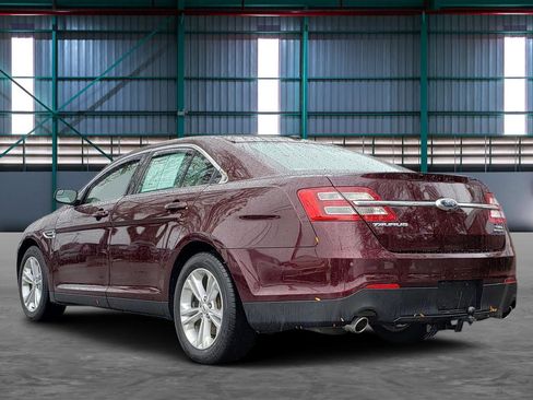 Used 2018 Ford Taurus SEL w/ Equipment Group 201A image 3
