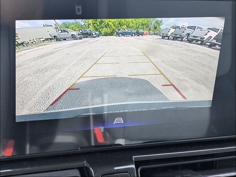 New 2026 Chevrolet TrailBlazer LT w/ Driver Confidence Package FWD image 22
