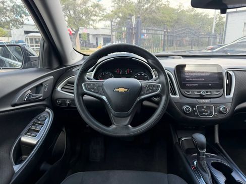 Used 2022 Chevrolet Malibu LS FWD image 20