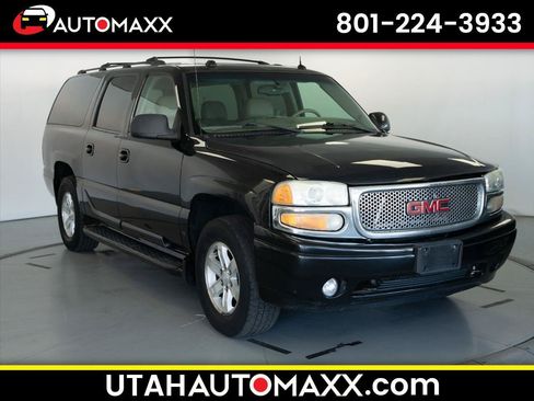 Used 2004 GMC Yukon XL Denali AWD/4WD image 1