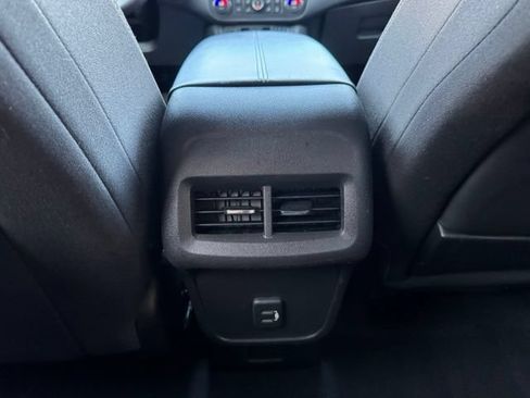 Used 2019 GMC Terrain SLE w/ Driver Convenience Package AWD/4WD image 9