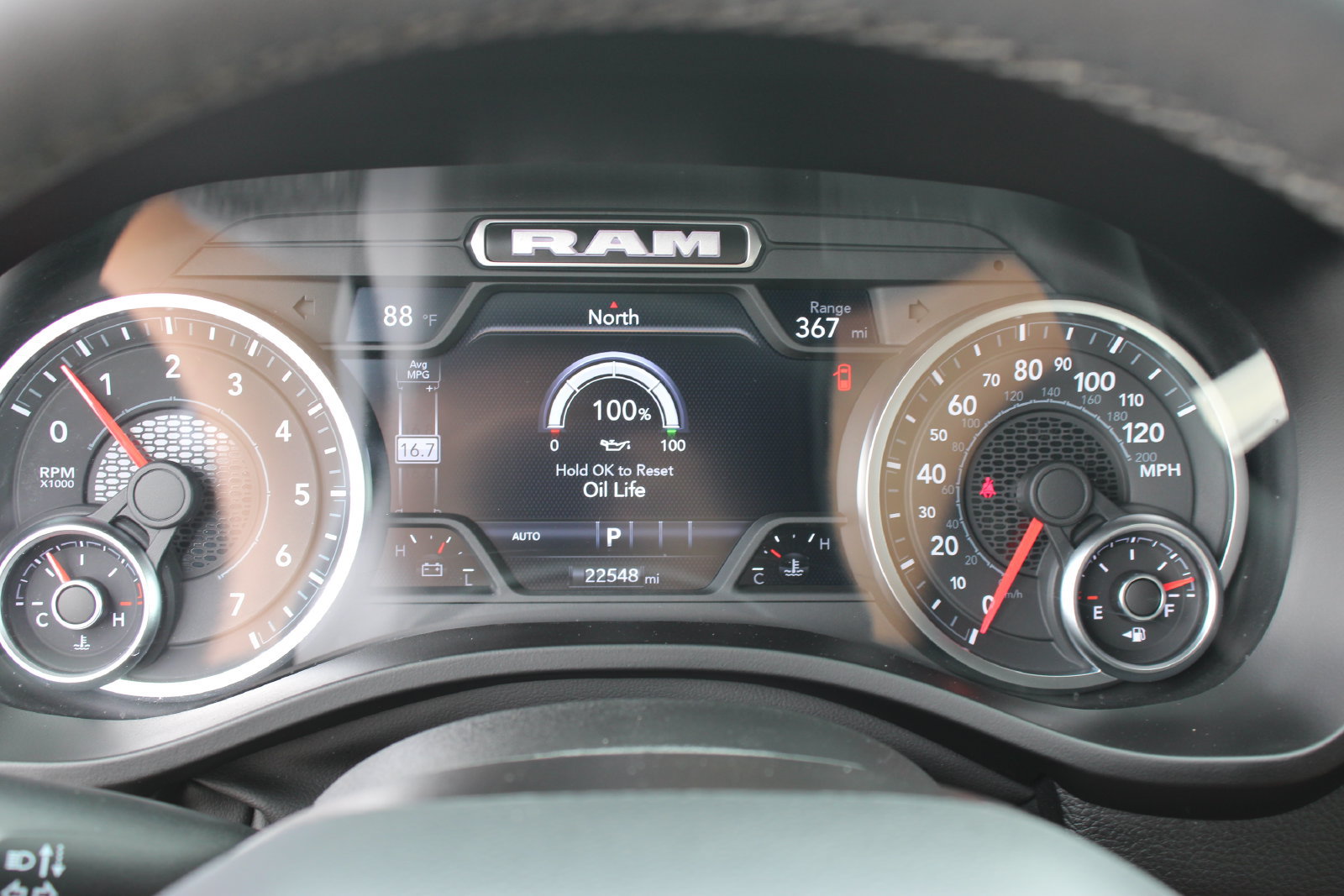 Used 2026 RAM 1500 Laramie AWD/4WD image 13