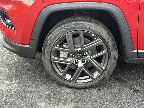 New 2026 Jeep Compass Limited image 11