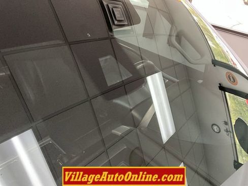 Used 2017 Ford F150 Lariat w/ Equipment Group 502A Luxury image 48