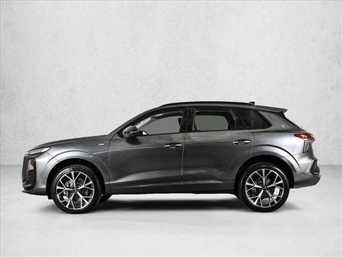 New 2026 Audi Q3 quattro 2.0T AWD/4WD image 9