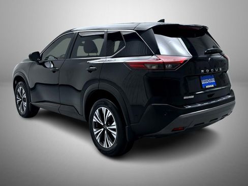 Used 2023 Nissan Rogue SV image 7