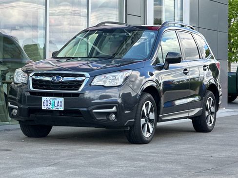Used 2018 Subaru Forester 2.5i Premium AWD/4WD image 7