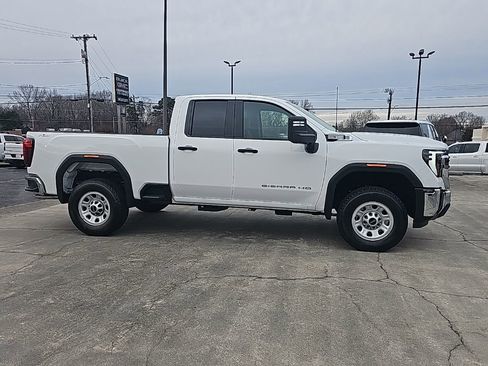 New 2026 GMC Sierra 2500 Pro w/ Convenience Package image 2