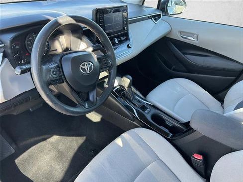 Used 2020 Toyota Corolla L image 9