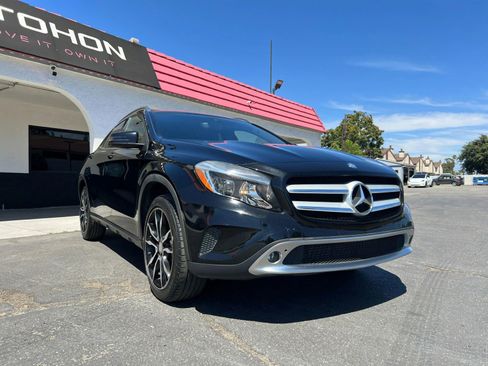 Used 2016 Mercedes-Benz GLA 250 4MATIC image 3